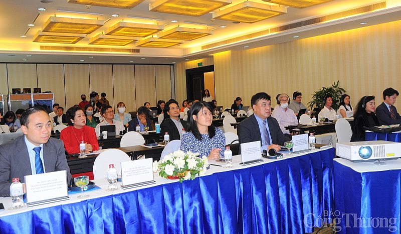 Phát triển liên kết giữa doanh nghiệp Việt Nam và các công ty đa quốc gia trong ngành công nghiệp chế tạo