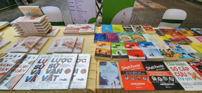 Ra mắt thương hiệu sách chuyên về khoa học- giáo dục: Einstein Books & More Ra mắt thương hiệu sách chuyên về khoa học- giáo dục: Einstein Books & More