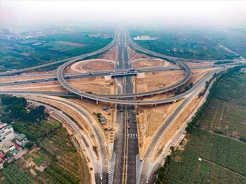 Bộ trưởng, Chủ tịch tỉnh phải chịu trách nhiệm toàn diện nếu để chậm trễ đầu tư công