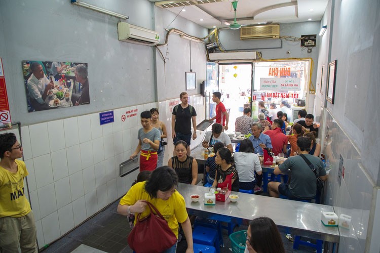 “Bệ phóng” cho du lịch quốc gia từ những ngôi sao Michelin “Bệ phóng” cho du lịch quốc gia từ những ngôi sao Michelin