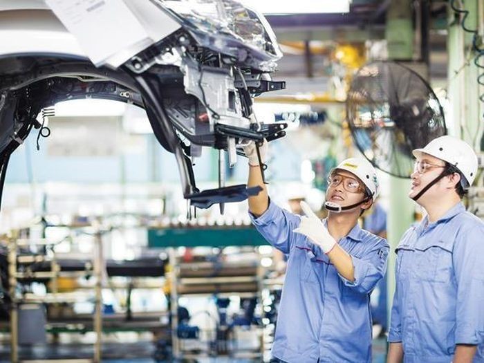 Vĩnh Phúc phấn đấu trở thành trung tâm sản xuất ô tô, xe máy lớn của cả nước Vĩnh Phúc phấn đấu trở thành trung tâm sản xuất ô tô, xe máy lớn của cả nước