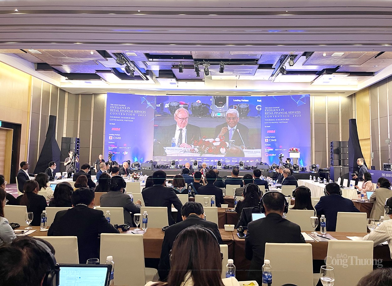 Nền tảng công nghệ số thúc đẩy dịch vụ tài chính bán lẻ Nền tảng công nghệ số thúc đẩy dịch vụ tài chính bán lẻ