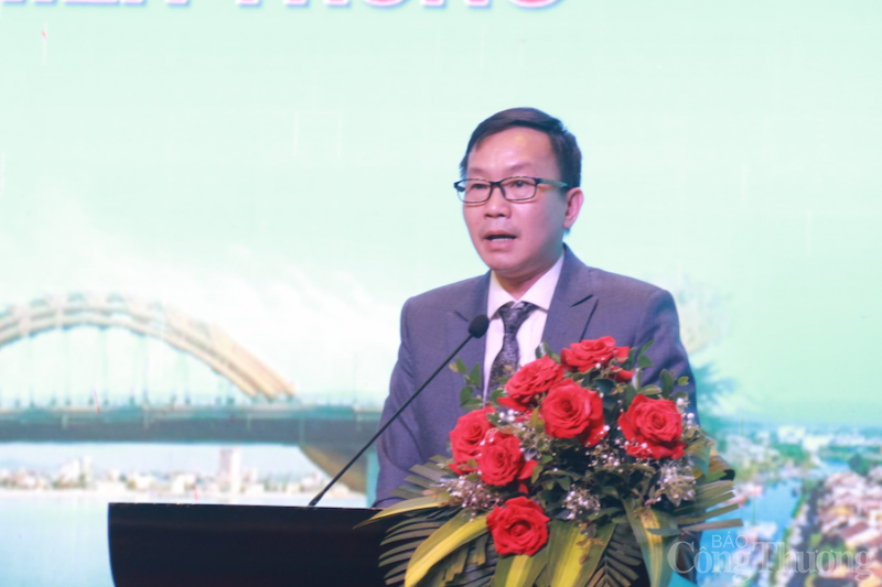 Huy động các nguồn lực phát triển nhanh, bền vững vùng kinh tế trọng điểm miền Trung Huy động các nguồn lực phát triển nhanh, bền vững vùng kinh tế trọng điểm miền Trung