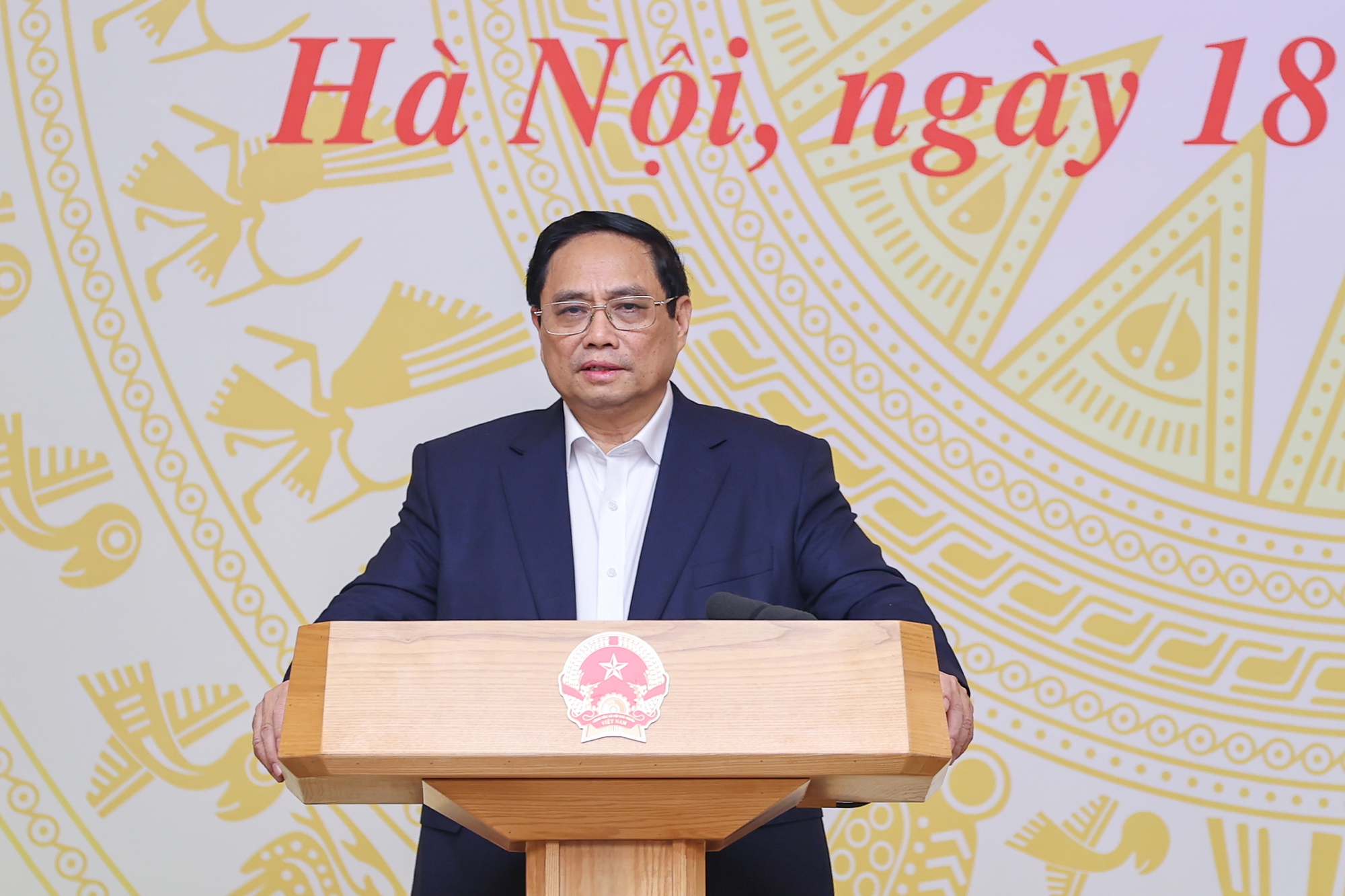 Thủ tướng chủ trì hội nghị với Ủy ban Quản lý vốn nhà nước tại doanh nghiệp và 19 tập đoàn, tổng công ty - Ảnh 1. Thủ tướng chủ trì hội nghị với Ủy ban Quản lý vốn nhà nước tại doanh nghiệp và 19 tập đoàn, tổng công ty - Ảnh 1.