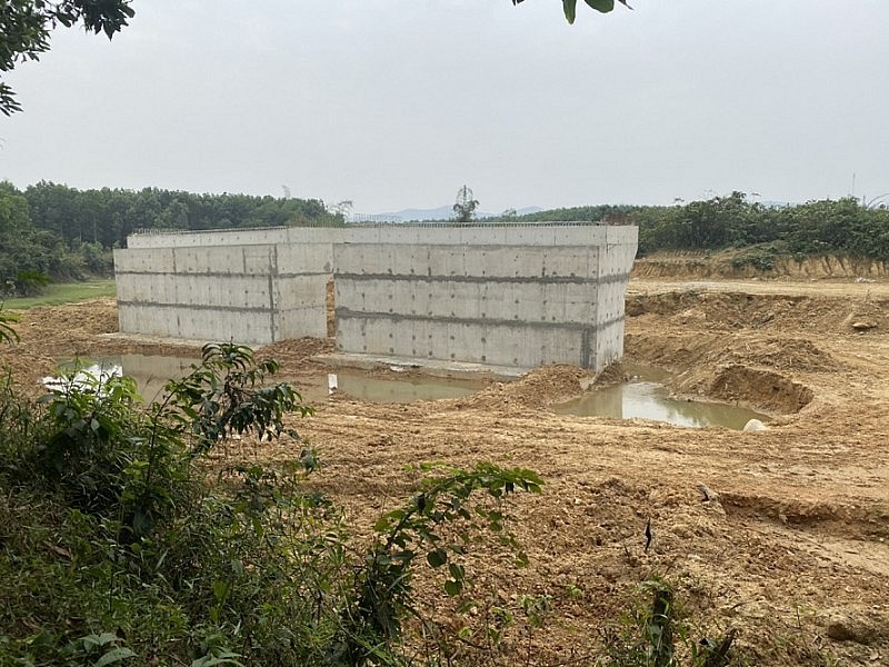 Nỗ lực tháo gỡ vướng mắc trong giải phóng mặt bằng, bàn giao mặt bằng các dự án trọng điểm Nỗ lực tháo gỡ vướng mắc trong giải phóng mặt bằng, bàn giao mặt bằng các dự án trọng điểm