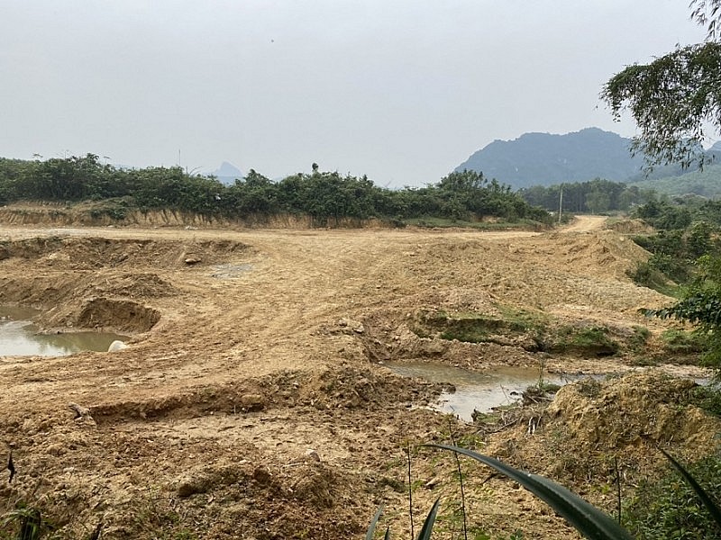 Nỗ lực tháo gỡ vướng mắc trong giải phóng mặt bằng, bàn giao mặt bằng các dự án trọng điểm Nỗ lực tháo gỡ vướng mắc trong giải phóng mặt bằng, bàn giao mặt bằng các dự án trọng điểm