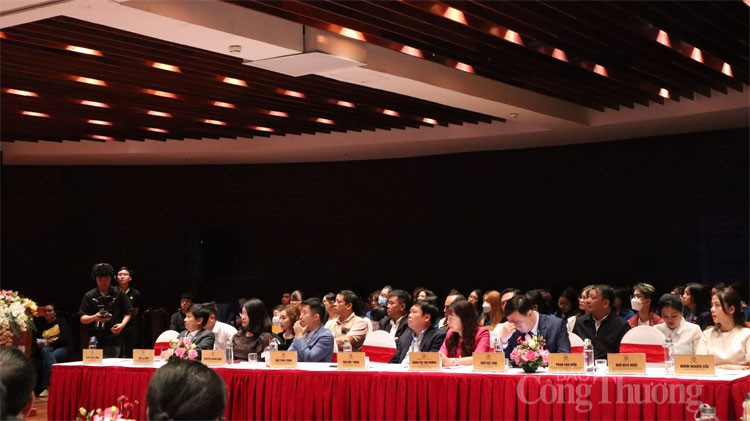 Bàn luận về ứng dụng Trí tuệ nhân tạo (AI) vào quản trị sáng tạo nội dung trong tòa soạn Bàn luận về ứng dụng Trí tuệ nhân tạo (AI) vào quản trị sáng tạo nội dung trong tòa soạn