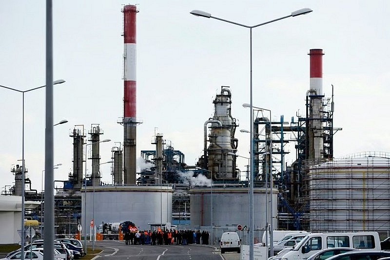 Giá xăng dầu hôm nay 21/3: Hồi phục mức “đáy” trong 15 tháng Giá xăng dầu hôm nay 21/3: Hồi phục mức “đáy” trong 15 tháng