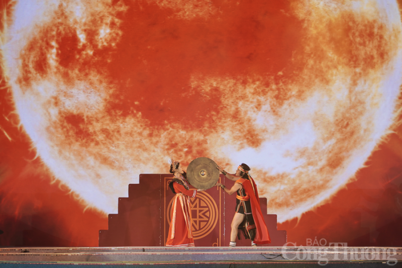 Ca kịch "Khát vọng Dam Săn": Tiếng vọng từ đại ngàn Ca kịch "Khát vọng Dam Săn": Tiếng vọng từ đại ngàn