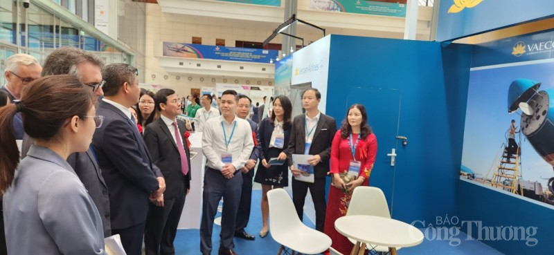 Triển lãm quốc tế về sản xuất, cung ứng và tiêu dùng bền vững công nghiệp hàng không Triển lãm quốc tế về sản xuất, cung ứng và tiêu dùng bền vững công nghiệp hàng không