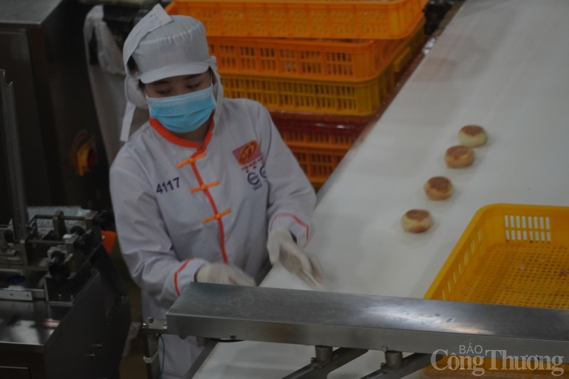 Thương mại hóa nâng tầm cho bánh Pía