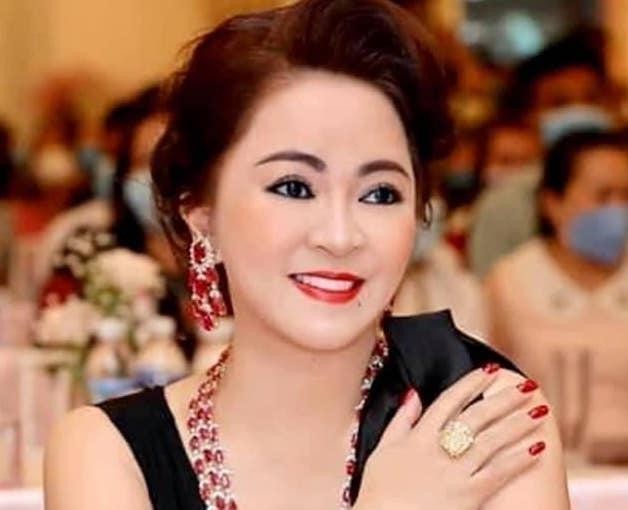 Con trai bà Nguyễn Phương Hằng tiếp tục đệ đơn xin mẹ được tại ngoại Con trai bà Nguyễn Phương Hằng tiếp tục đệ đơn xin mẹ được tại ngoại