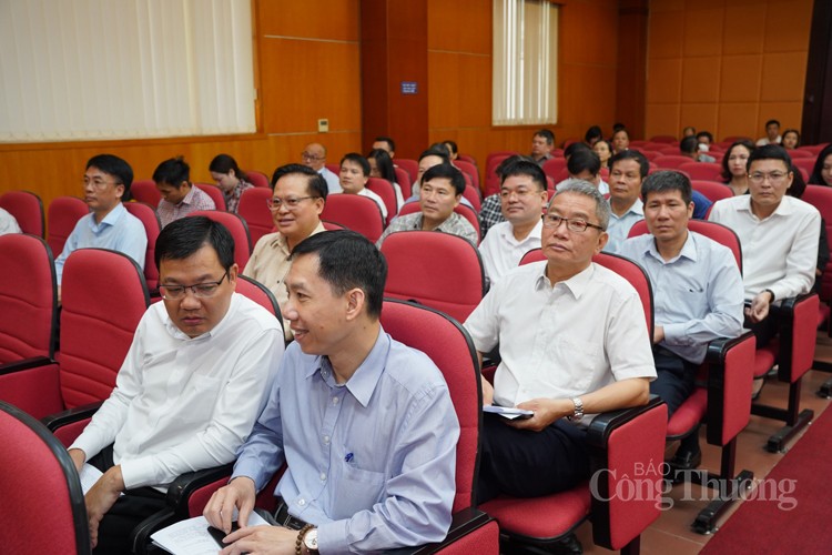 Bộ Công Thương tổng kết thực hiện Nghị quyết Trung ương về Chiến lược bảo vệ tổ quốc Bộ Công Thương tổng kết thực hiện Nghị quyết Trung ương về Chiến lược bảo vệ tổ quốc