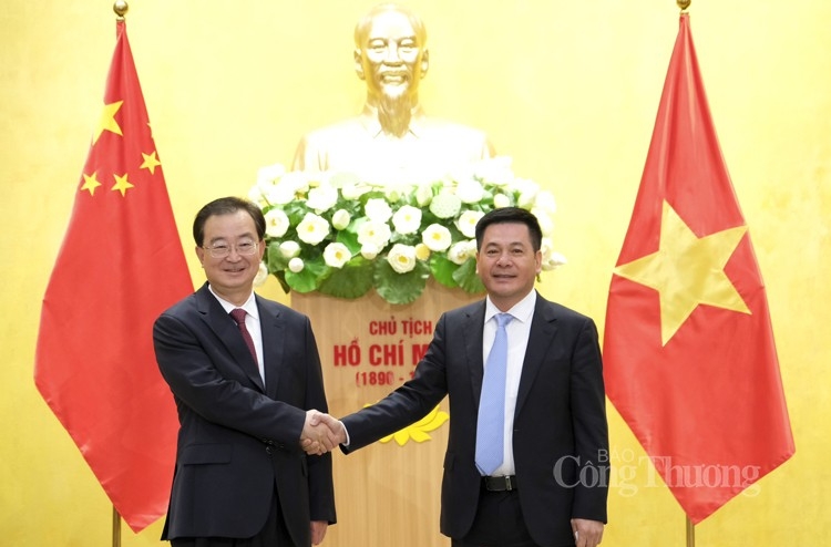 Bộ trưởng Bộ Công Thương Nguyễn Hồng Diên làm việc với Bí thư Tỉnh ủy Vân Nam, Trung Quốc Bộ trưởng Bộ Công Thương Nguyễn Hồng Diên làm việc với Bí thư Tỉnh ủy Vân Nam, Trung Quốc