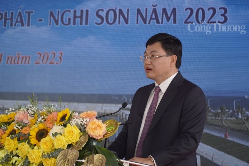 Thanh Hóa: Khởi công Dự án Khu GAS&LNG và các loại hình phụ trợ lọc hóa dầu gần 4.000 tỷ đồng Thanh Hóa: Khởi công Dự án Khu GAS&LNG và các loại hình phụ trợ lọc hóa dầu gần 4.000 tỷ đồng