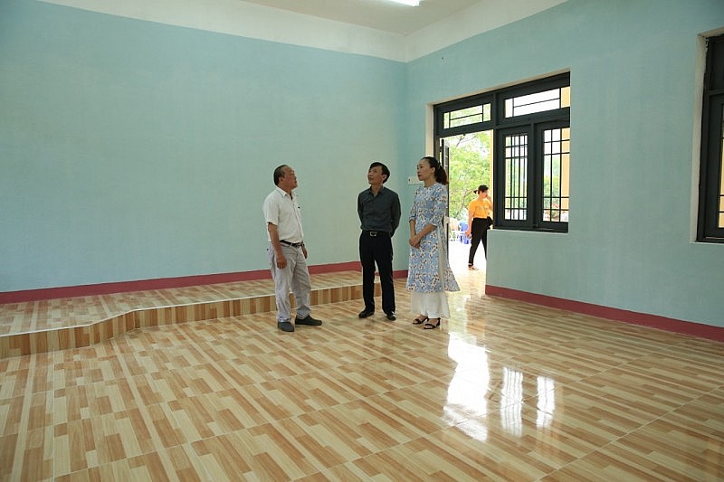 Bàn giao công trình 2 lớp học trường Tiểu học và Trung học Cơ sở Sơn Nham II do BSR tài trợ Bàn giao công trình 2 lớp học trường Tiểu học và Trung học Cơ sở Sơn Nham II do BSR tài trợ