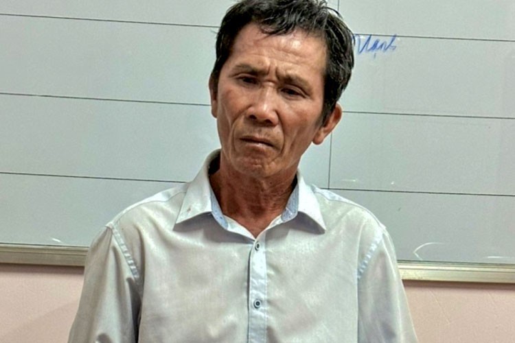 Tiền Giang: Khởi tố, bắt tạm giam đối tượng dùng hung khí đánh chết người phụ nữ hàng xóm Tiền Giang: Khởi tố, bắt tạm giam đối tượng dùng hung khí đánh chết người phụ nữ hàng xóm