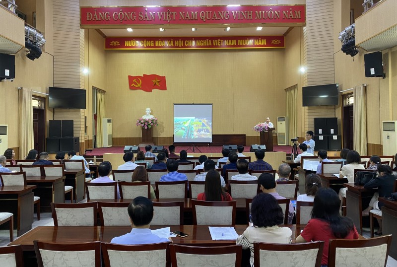 Hải Dương: Thí điểm tuyến phố đi bộ - chợ đêm tại đường Bạch Đằng Hải Dương: Thí điểm tuyến phố đi bộ - chợ đêm tại đường Bạch Đằng