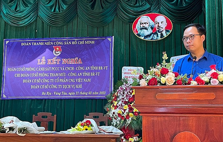 Các Đoàn cơ sở PV GAS tại Vũng Tàu ký giao ước kết nghĩa, phối hợp hoạt động vì cộng đồng Các Đoàn cơ sở PV GAS tại Vũng Tàu ký giao ước kết nghĩa, phối hợp hoạt động vì cộng đồng