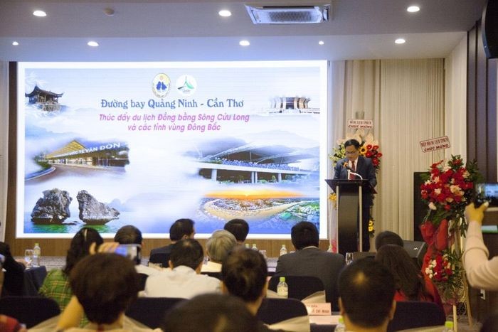 Tỉnh Quảng Ninh giới thiệu về đường bay mới nối Vân Đồn - Cần Thơ sẽ được khai trương vào ngày 25/4 (Ảnh QMG) Tỉnh Quảng Ninh giới thiệu về đường bay mới nối Vân Đồn - Cần Thơ sẽ được khai trương vào ngày 25/4 (Ảnh QMG)