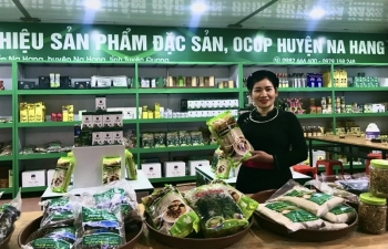 Gắn phát triển du lịch với tiêu thụ hàng hóa miền núi