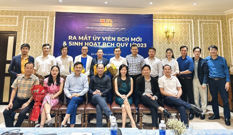 Nhiều ý kiến liên quan đến sàn giao dịch và môi giới bất động sản