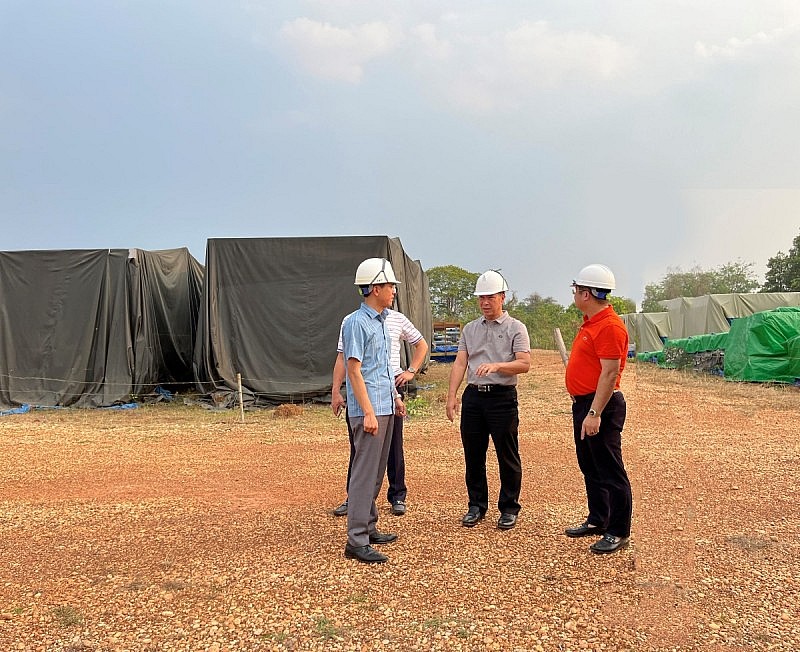 Tập đoàn Hóa chất Việt Nam làm việc với Ủy ban hợp tác Lào - Việt Nam Tập đoàn Hóa chất Việt Nam làm việc với Ủy ban hợp tác Lào Việt Nam