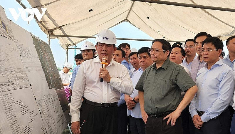 Thủ tướng Phạm Minh Chính kiểm tra các công trình trọng điểm tại TP.HCM Thủ tướng Phạm Minh Chính kiểm tra các công trình trọng điểm tại TP.HCM