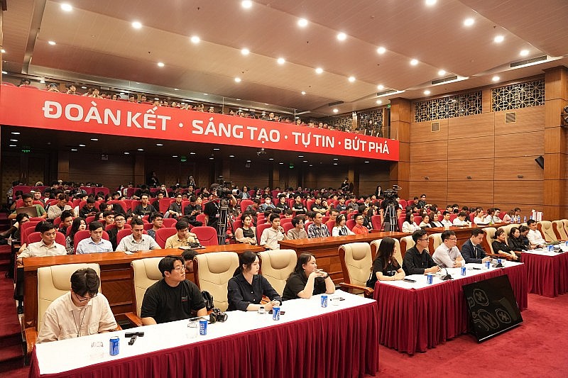 Lộ diện nhà vô địch cuộc thi lập trình JunctionX Hanoi Hackathon 2023 Lộ diện nhà vô địch cuộc thi lập trình JunctionX Hanoi Hackathon 2023