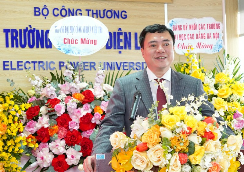 Bộ Công Thương: Công bố Quyết định công nhận Hội đồng trường Trường Đại học Điện lực Bộ Công Thương: Công bố Quyết định công nhận Hội đồng trường Trường Đại học Điện lực