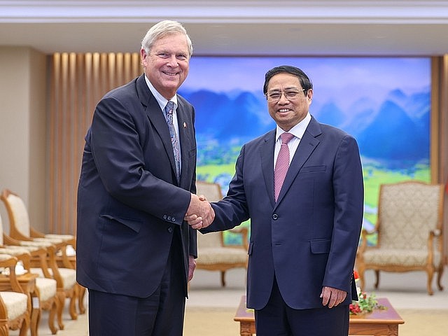 Thủ tướng Phạm Minh Chính tiếp Bộ trưởng Nông nghiệp Hoa Kỳ Thomas Vilsack - Ảnh: VGP/Nhật Bắc Thủ tướng Phạm Minh Chính tiếp Bộ trưởng Nông nghiệp Hoa Kỳ Thomas Vilsack - Ảnh: VGP/Nhật Bắc