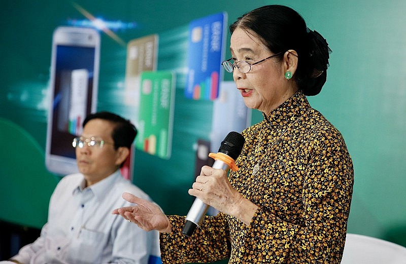 Người tiêu dùng cần chú ý các cảnh báo của công an để tránh bị lừa đảo, rơi bẫy tín dụng đen