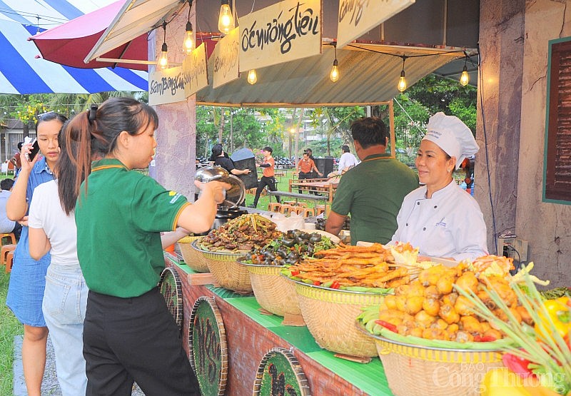 TP. Hồ Chí Minh: Hơn 350 món ngon ba miền hội tụ tại Lễ hội Văn hóa ẩm thực
