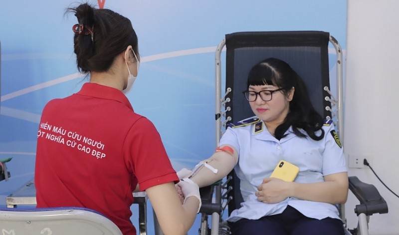 Lực lượng Quản lý thị trường góp thêm 41.300ml máu vào quỹ máu quốc gia Lực lượng Quản lý thị trường góp thêm 41.300ml máu vào quỹ máu quốc gia