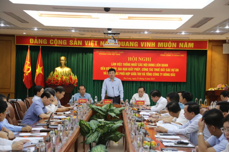 Quang cảnh hội nghị Quang cảnh hội nghị