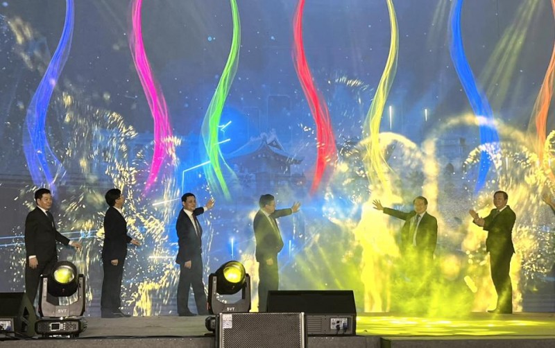 Hà Nội: Công nhận điểm du lịch Di tích quốc gia đặc biệt chùa Thầy Hà Nội: Công nhận điểm du lịch Di tích quốc gia đặc biệt chùa Thầy