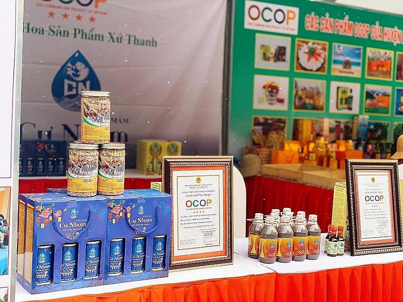 Thanh Hóa: Trưng bày 36 gian hàng OCOP phục vụ du khách về với biển Sầm Sơn Thanh Hóa: Trưng bày 36 gian hàng OCOP phục vụ du khách về với biển Sầm Sơn