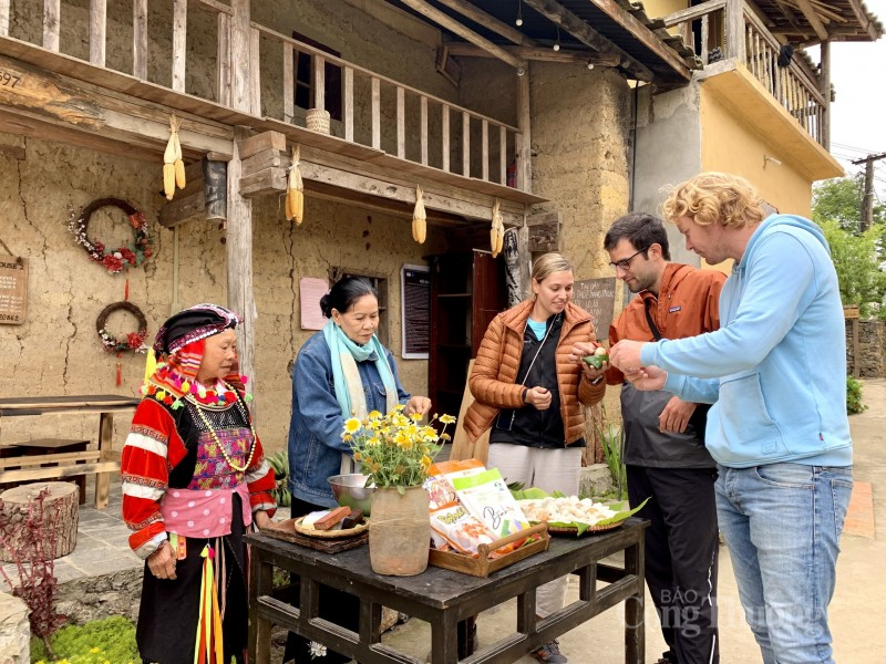 Hà Giang: Khai mạc Festival Khèn Mông và Lễ hội văn hóa ẩm thực ba miền Hà Giang: Khai mạc Festival Khèn Mông và Lễ hội văn hóa ẩm thực ba miền