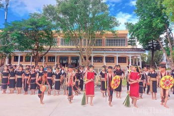 Đưa cồng chiêng vào giảng dạy để giữ gìn giá trị văn hóa của đồng bào dân tộc thiểu số