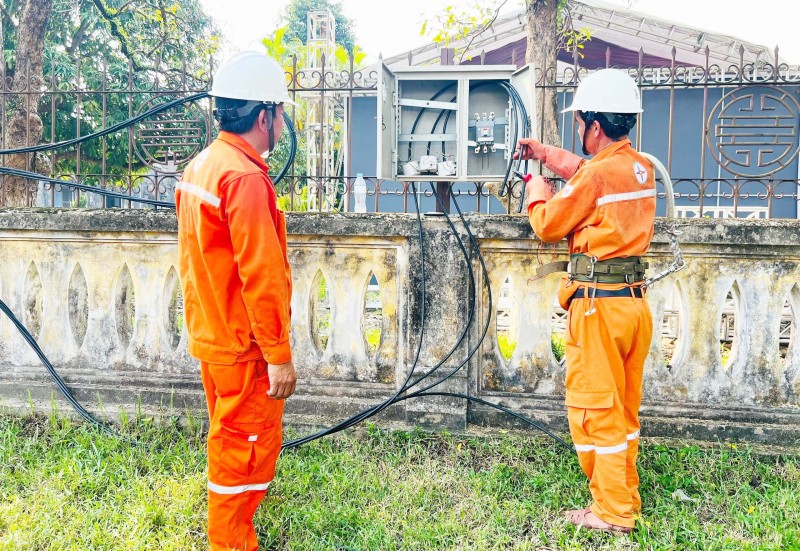 PC Thừa Thiên Huế: Đảm bảo cung ứng điện dịp lễ Giỗ tổ Hùng Vương, 30/4 và 1/5