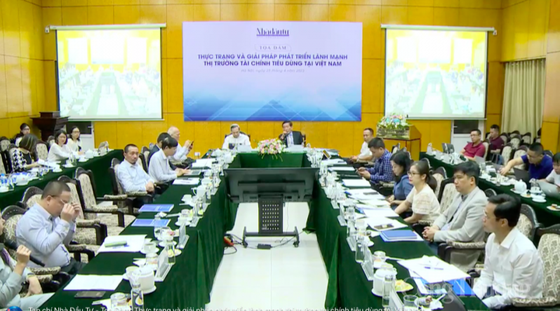 Thị trường tài chính tiêu dùng: Tiềm năng lớn nhưng bộc lộ nhiều bất ổn