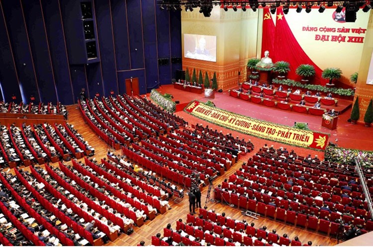 Giải pháp nhận diện và bảo vệ nền tảng tư tưởng của Đảng trong ngành Công Thương