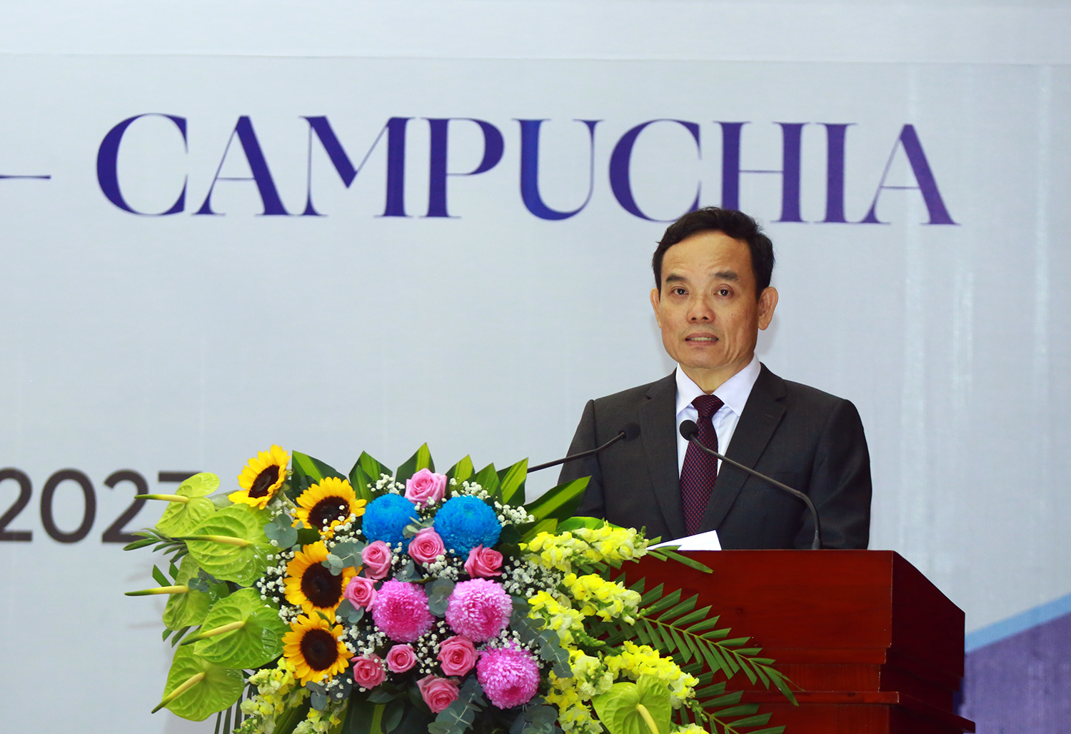 Việt Nam, Campuchia nhất trí thúc đẩy kết nối cửa khẩu với các trung tâm kinh tế lớn - Ảnh 3. Việt Nam, Campuchia nhất trí thúc đẩy kết nối cửa khẩu với các trung tâm kinh tế lớn - Ảnh 3.