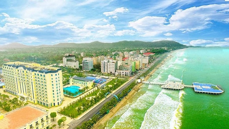 Cầu cảng Hải Tiến xứ Thanh trở thành điểm check in của hàng ngàn du khách Cầu cảng Hải Tiến xứ Thanh trở thành điểm check in của hàng ngàn du khách