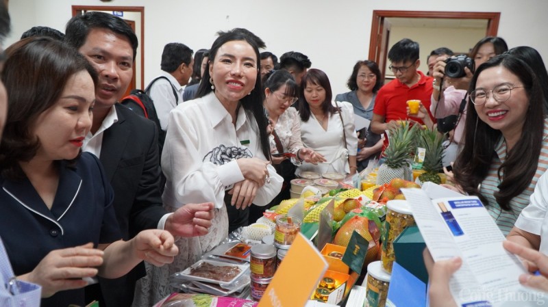 Hội nghị kết nối giao thương TP Cần Thơ và tỉnh Quảng Ninh Hội nghị kết nối giao thương TP Cần Thơ và tỉnh Quảng Ninh