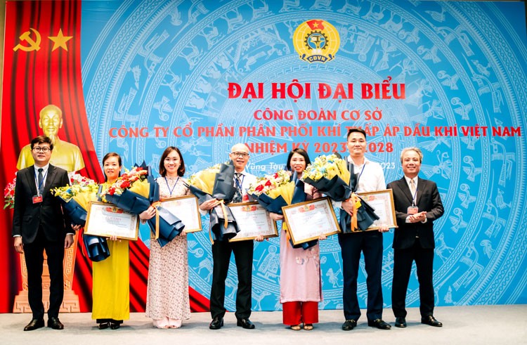 Công đoàn PV GAS D: Liên tục đổi mới, chăm lo hiệu quả cho người lao động Công đoàn PV GAS D: Liên tục đổi mới, chăm lo hiệu quả cho người lao động