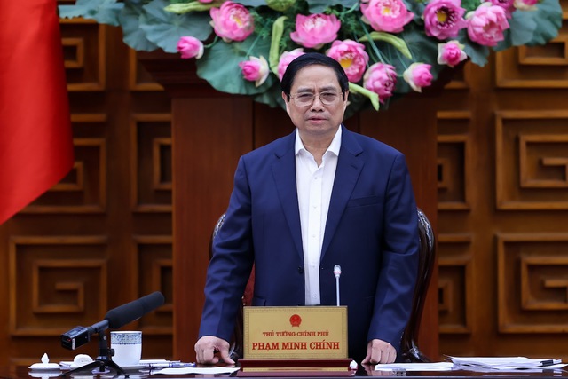 Thường trực Chính phủ làm việc với các bộ, ngành về lãi suất, trái phiếu, bất động sản - Ảnh 3.