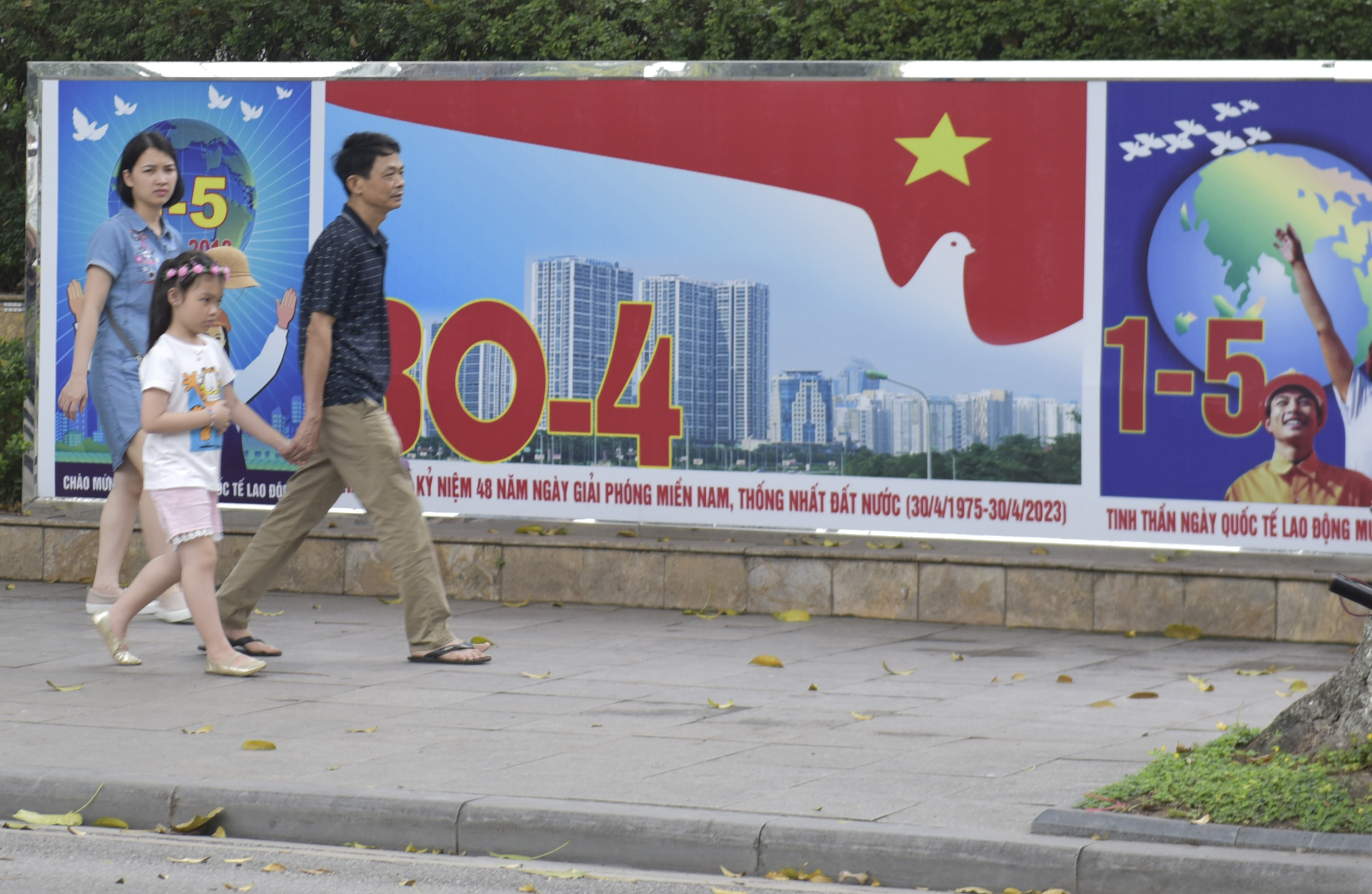 C&amp;oacute; rất nhiều hoạt động văn h&amp;oacute;a nghệ thuật hấp dẫn người d&amp;acirc;n v&amp;agrave; du kh&amp;aacute;ch trong dịp nghỉ lễ. Ảnh: Phạm H&amp;ugrave;ng