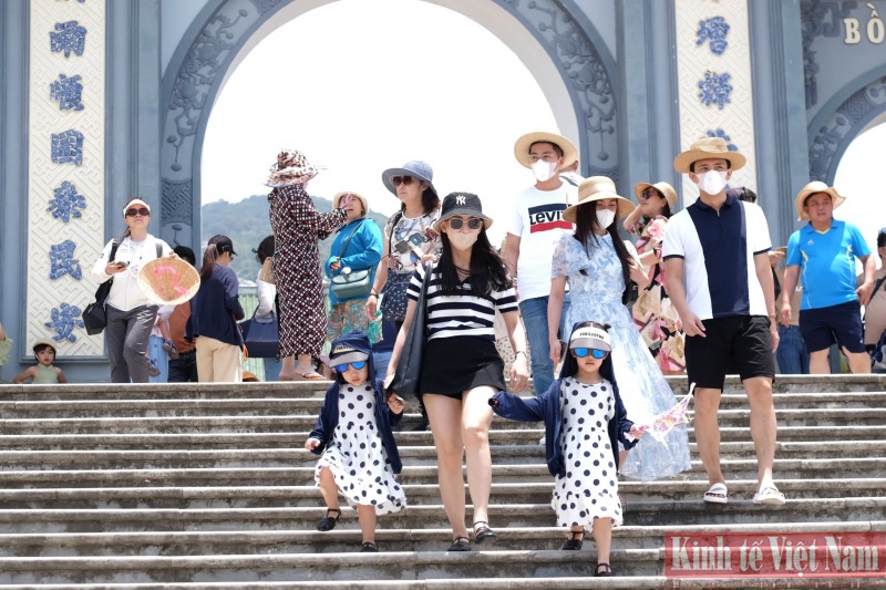 Trong dịp 30/4 - 1/5, thành phố Đà Nẵng đã có chỉ đạo để tăng cường công tác đảm bảo an ninh an toàn cho khách du lịch khi đến thăm thành phố Đà Nẵng. Trong dịp 30/4 - 1/5, thành phố Đà Nẵng đã có chỉ đạo để tăng cường công tác đảm bảo an ninh an toàn cho khách du lịch khi đến thăm thành phố Đà Nẵng.