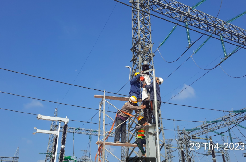 Đường dây 220kV Dốc Sỏi – Quảng Ngãi có nguy cơ bị chậm tiến độ Đường dây 220kV Dốc Sỏi – Quảng Ngãi có nguy cơ bị chậm tiến độ